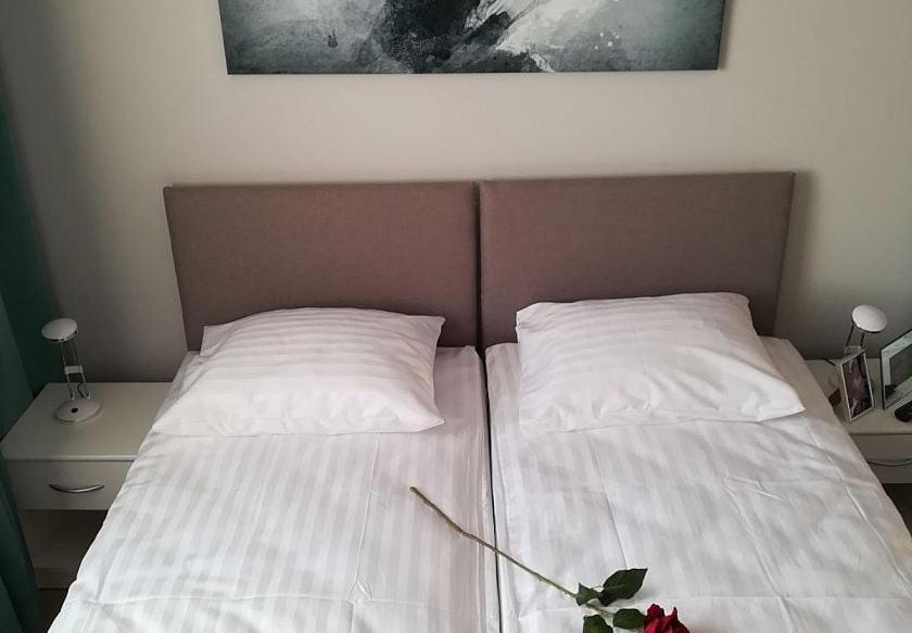 Ow Gabi Hotell Mrzeżyno Exteriör bild